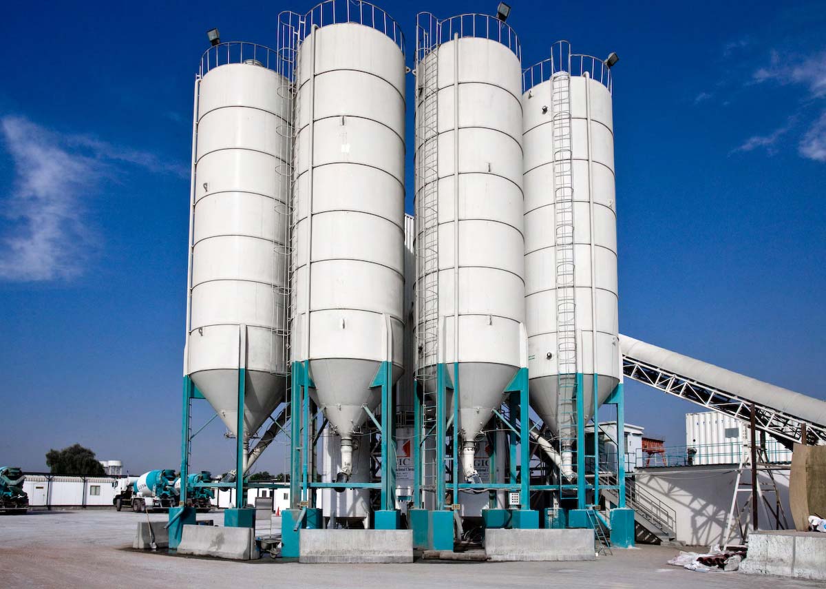 typical_cement_silo